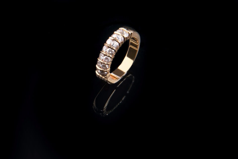 Elegáns női használt arany gyűrű